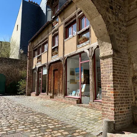 Fenetres Sur Cour - Centre Historique -