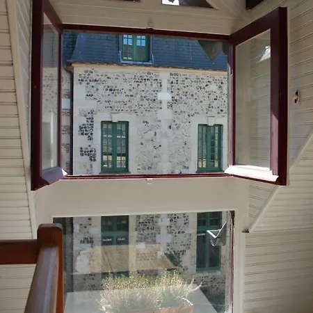 Fenetres Sur Cour - Centre Historique -
